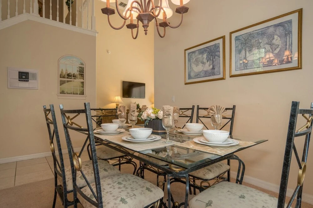 FC121PP Four Corners - Five Bedroom Home