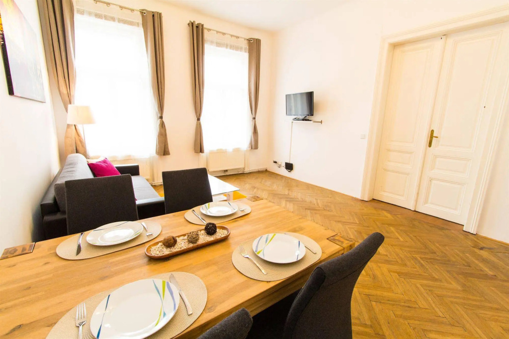 CheckVienna - Liechtensteinstrasse