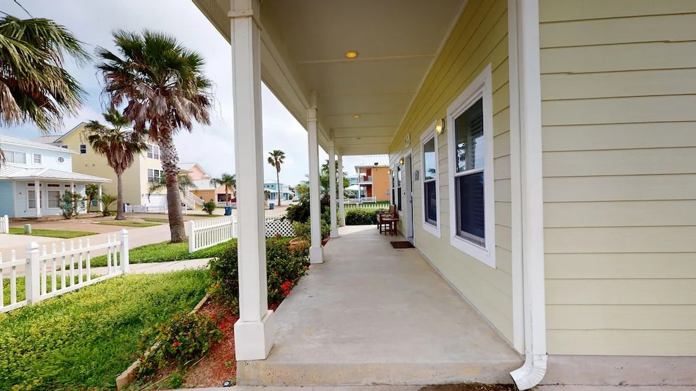 Seaturtles 3 Bedroom Home