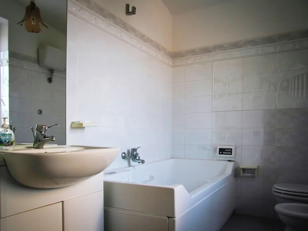 Spacious Villa in Anzio with Private Swimming Pool