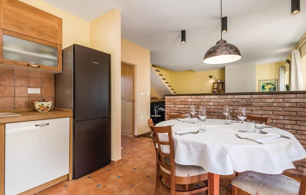 Beautiful Home in Matulji With 3 Bedrooms, Wifi and Outdoor Swimming Pool