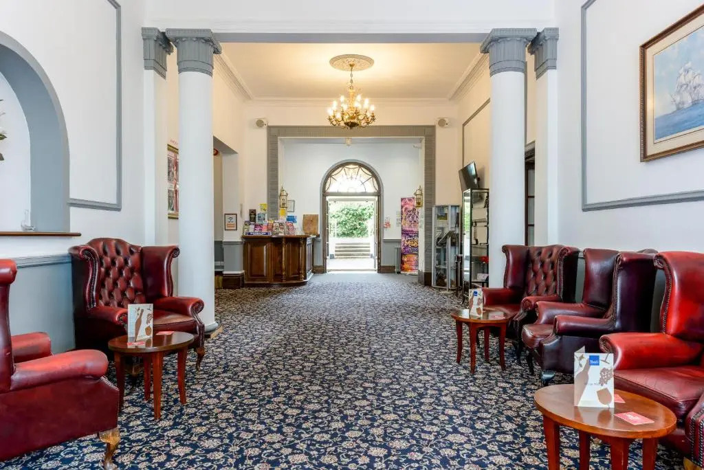 Abbey Lawn Hotel