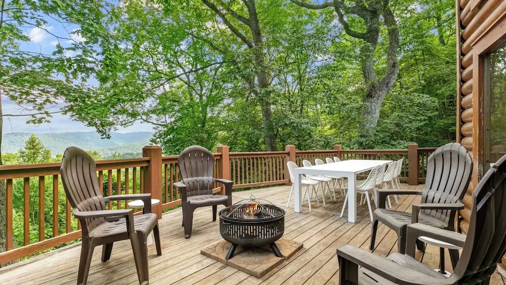 Mountain View Lodge by AvantStay