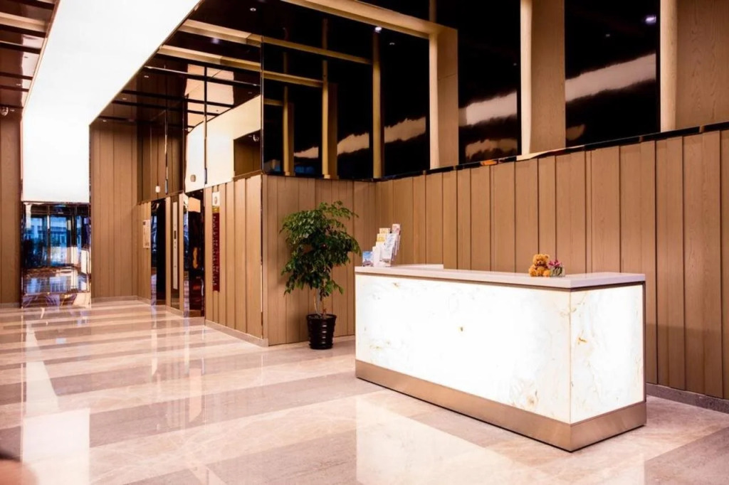 Fullon Hotel Taoyuan Airport Access MRT A8