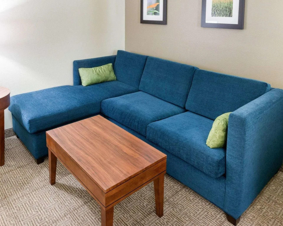 Comfort Inn & Suites West - Medical Center