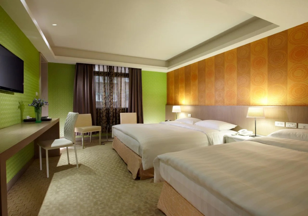 Rf Pretty Hotel