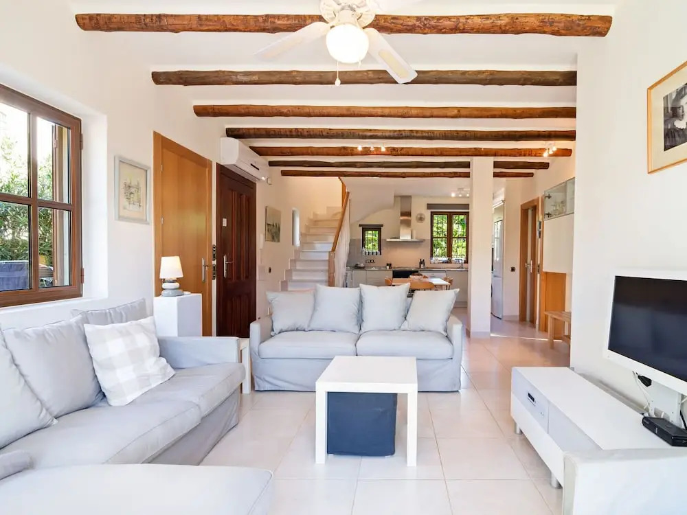 Beautiful Detached Holiday Home 10 Minutes From the Sandy Beaches at Vera