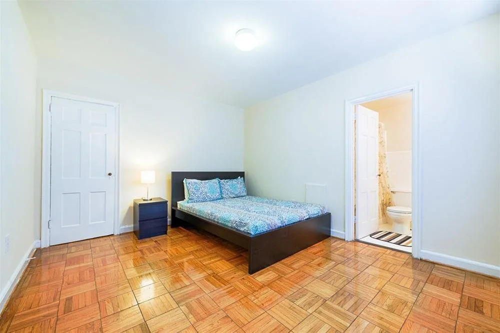 Ginosi Basics Thomas Circle Apartel