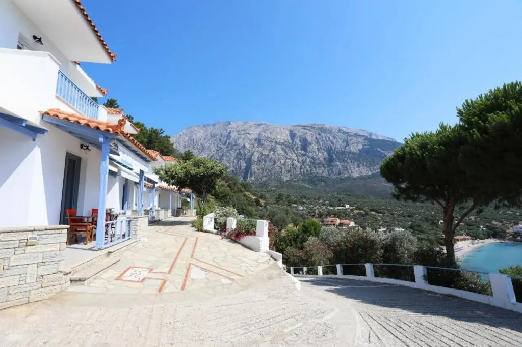 Sunrise Limnionas Apartments