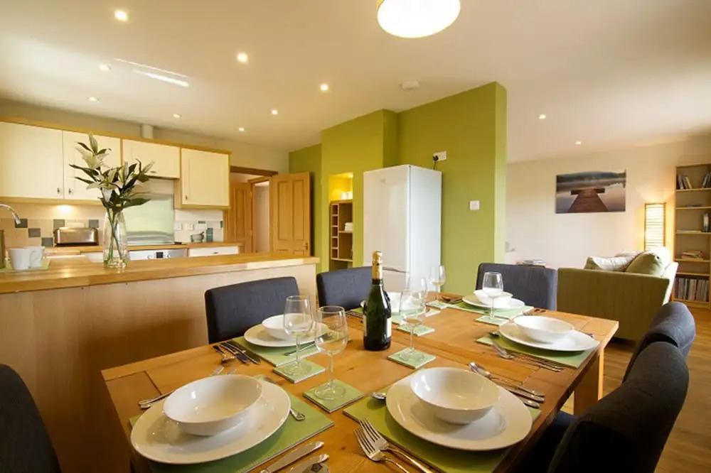 Salmon Run Lodge