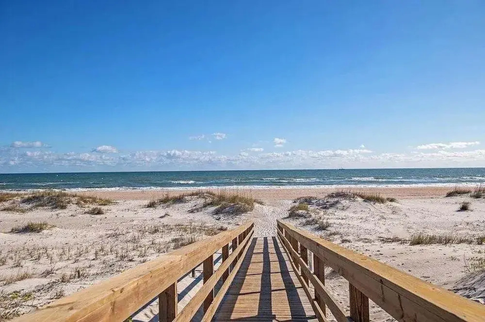 Updated Oceanfront, Oceanviews! 5 Hot Tubs 2 Resort Pools! Trolley St Augustine Beach