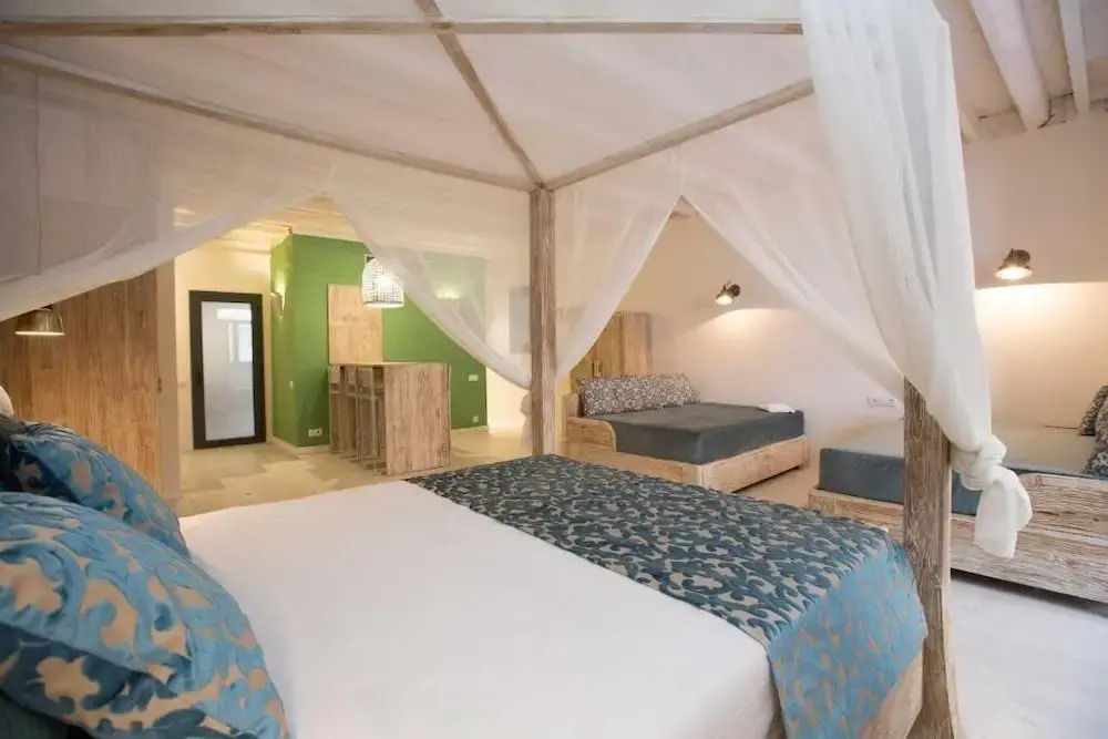 La Bodega Urban Suites