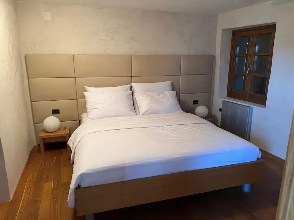 SMARTnoOK Rooms and Apartment