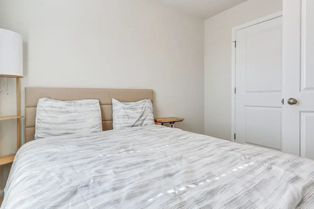 2 Mi to Dtwn Frederick: Updated Townhome