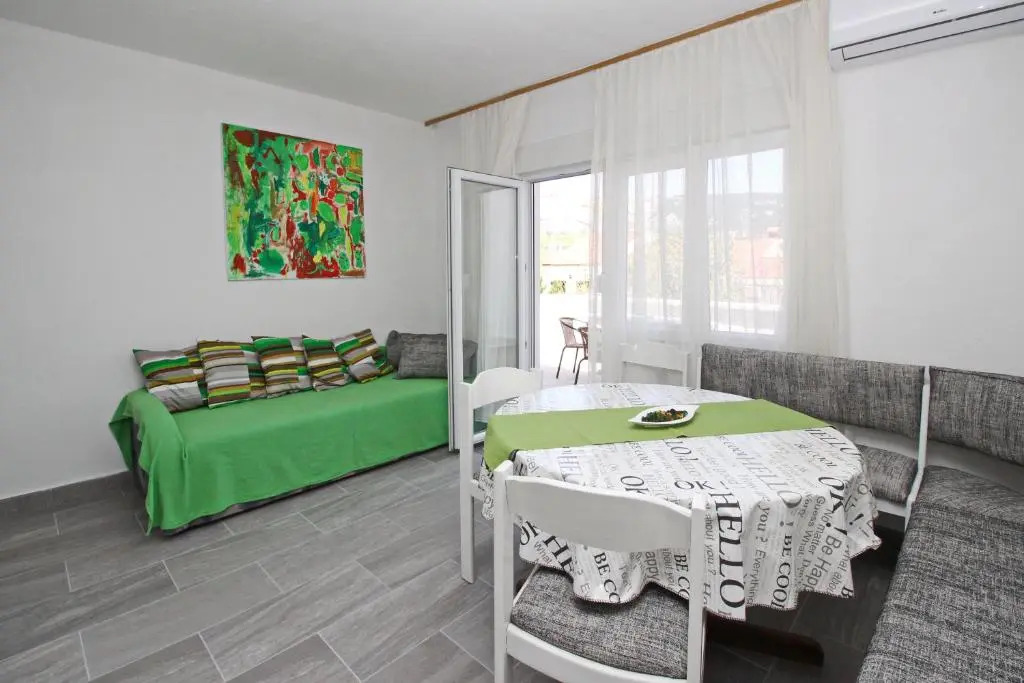 Apartments Rozanda