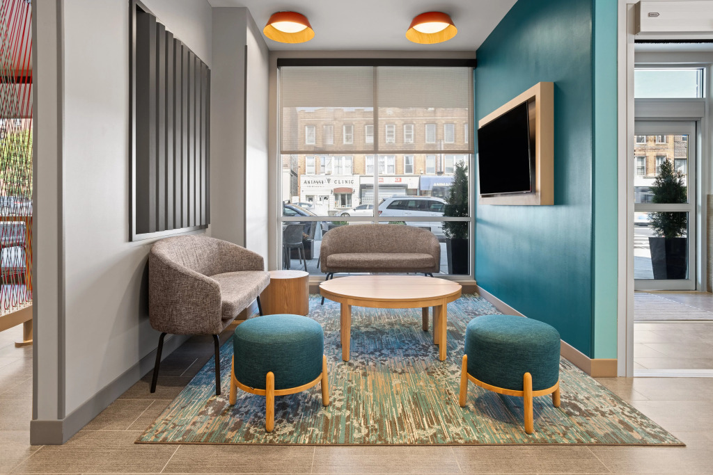 avid hotels - Brooklyn Dyker Heights by IHG