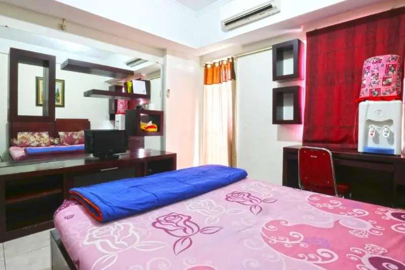 Dewi Depok Apartment by ZUZU