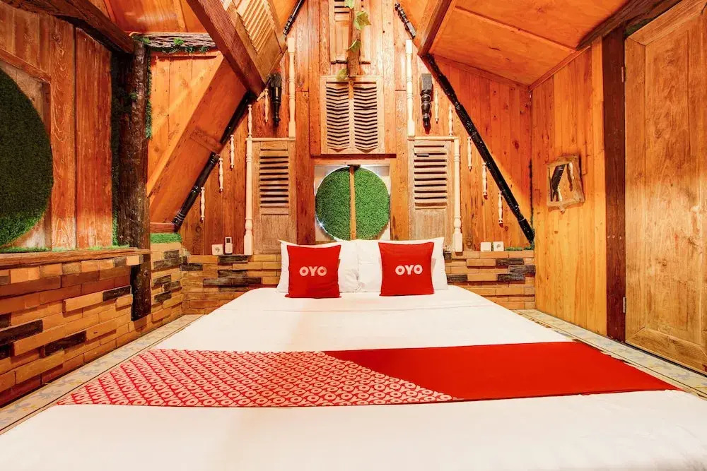 OYO 94405 D'classic Homestay