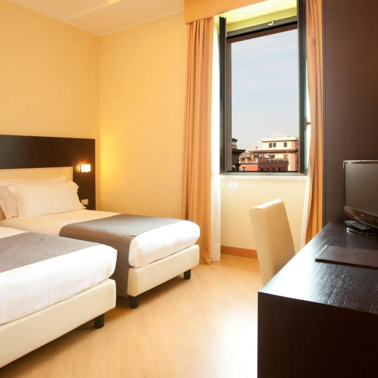 Hotel Naples
