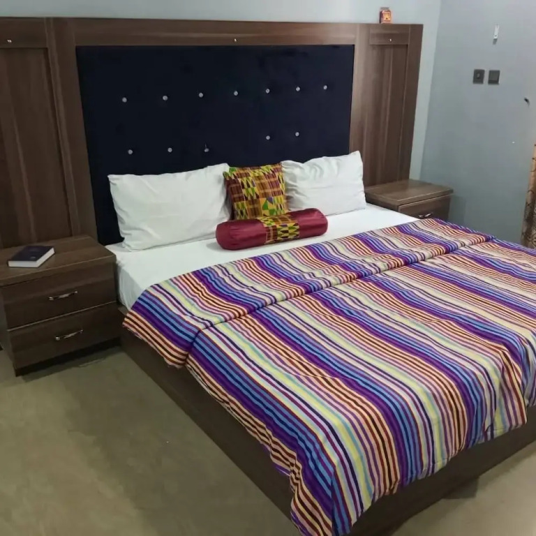 Angels Court Hotel and Suite