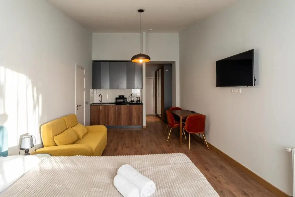 Charming Studio Apartment for 4 In New Gudauri
