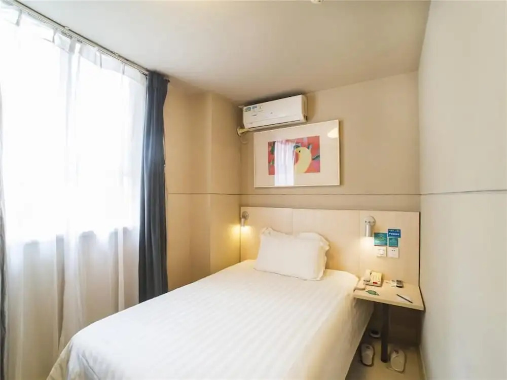 Jinjiang Inn Shenzhen Nanshan Qianhai Road