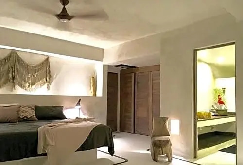 Boca de Iguanas Beach Hotel