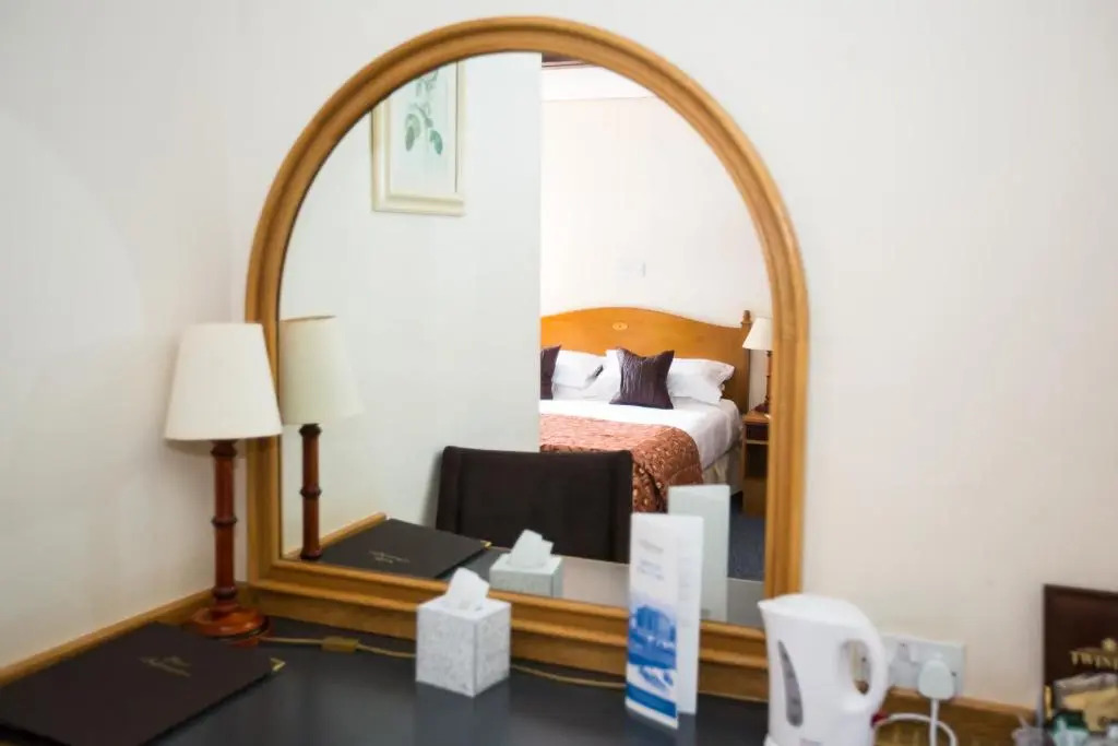 Whitewater Hotel & Spa