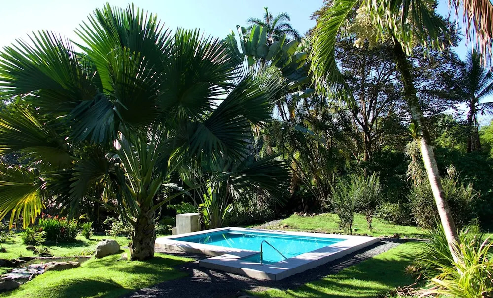 Buena Onda Jungle Lodge