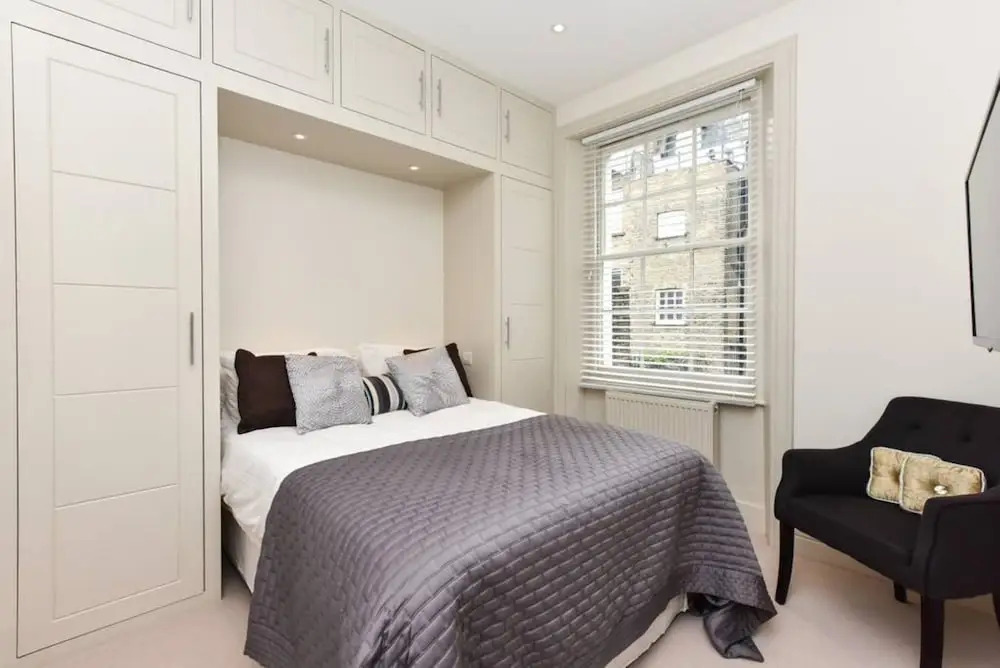 Stylish 3 Bedroom Apartment In Pimlico