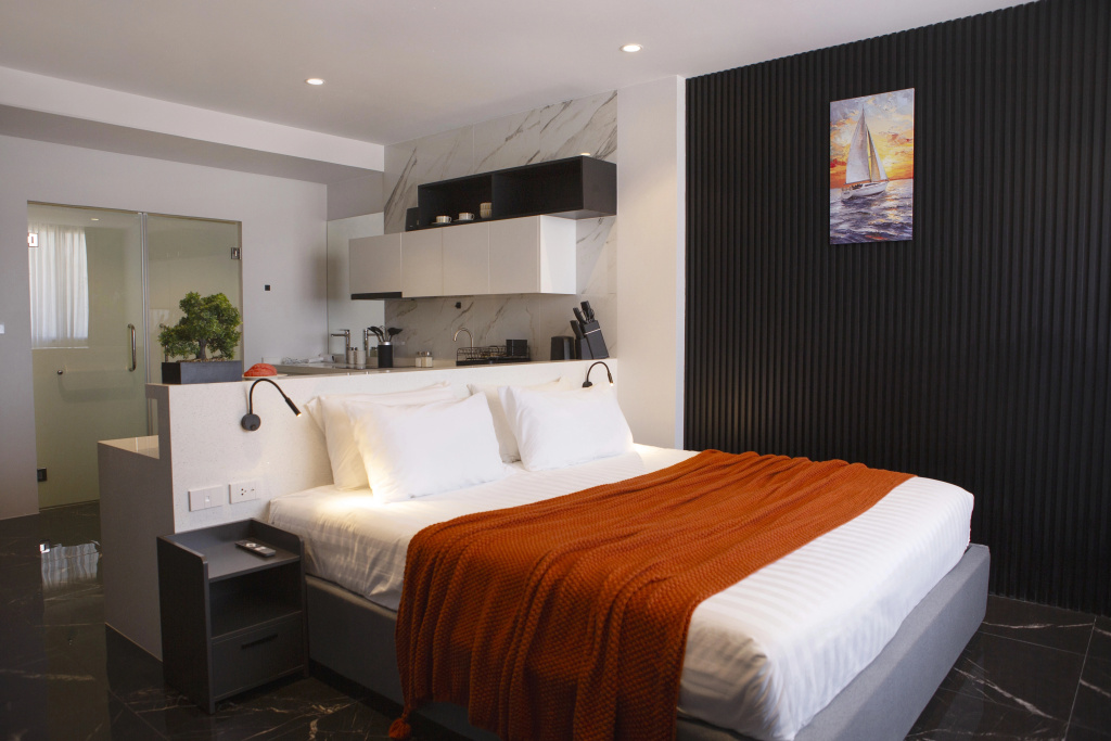 Квартира Modern Contrast Studio in Utopia Dream Max Nai Harn