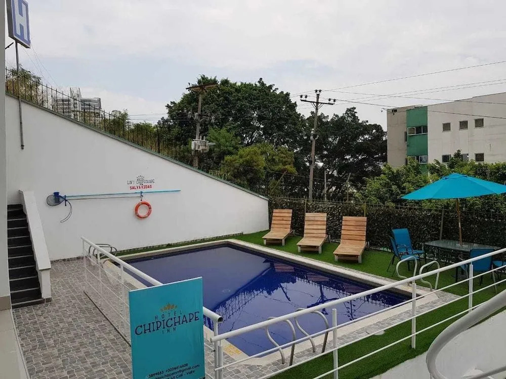 Hotel Chipichape Inn