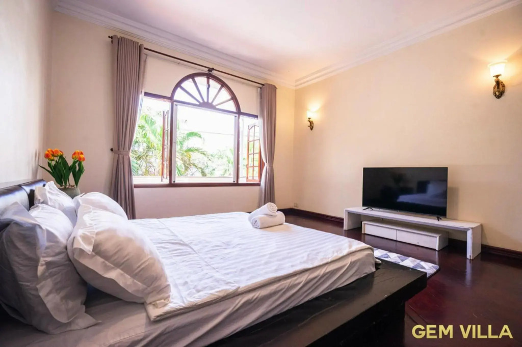GEM VILLA 10 - 5 Bedroom, 6 Bathroom, Big Pool, Big Garden