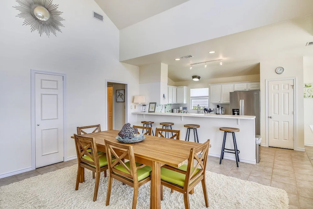 A Time To Lime 3 Bedroom Home