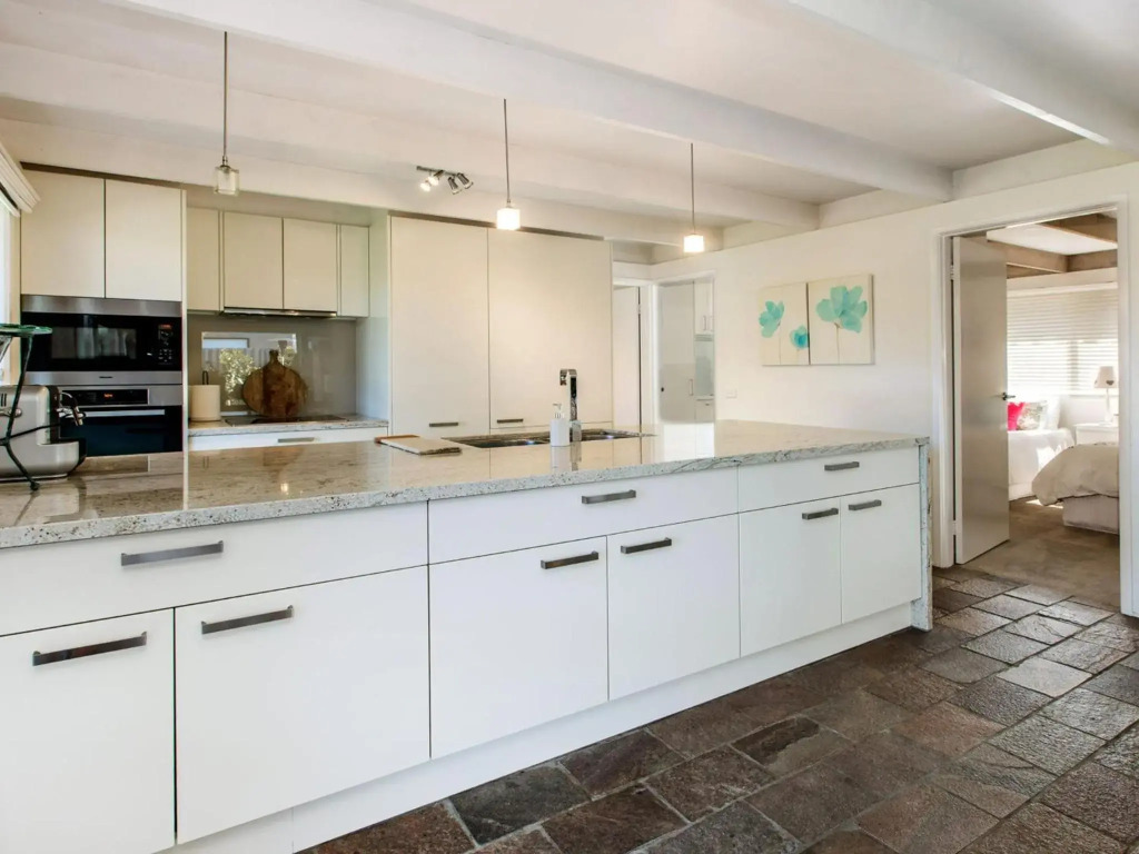 WAIKIKI BLAIRGOWRIE