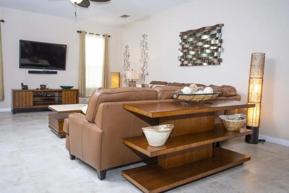 6-bedroom house w/ private pool 10 min from Disney