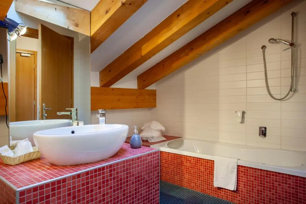 Hotel Romanda