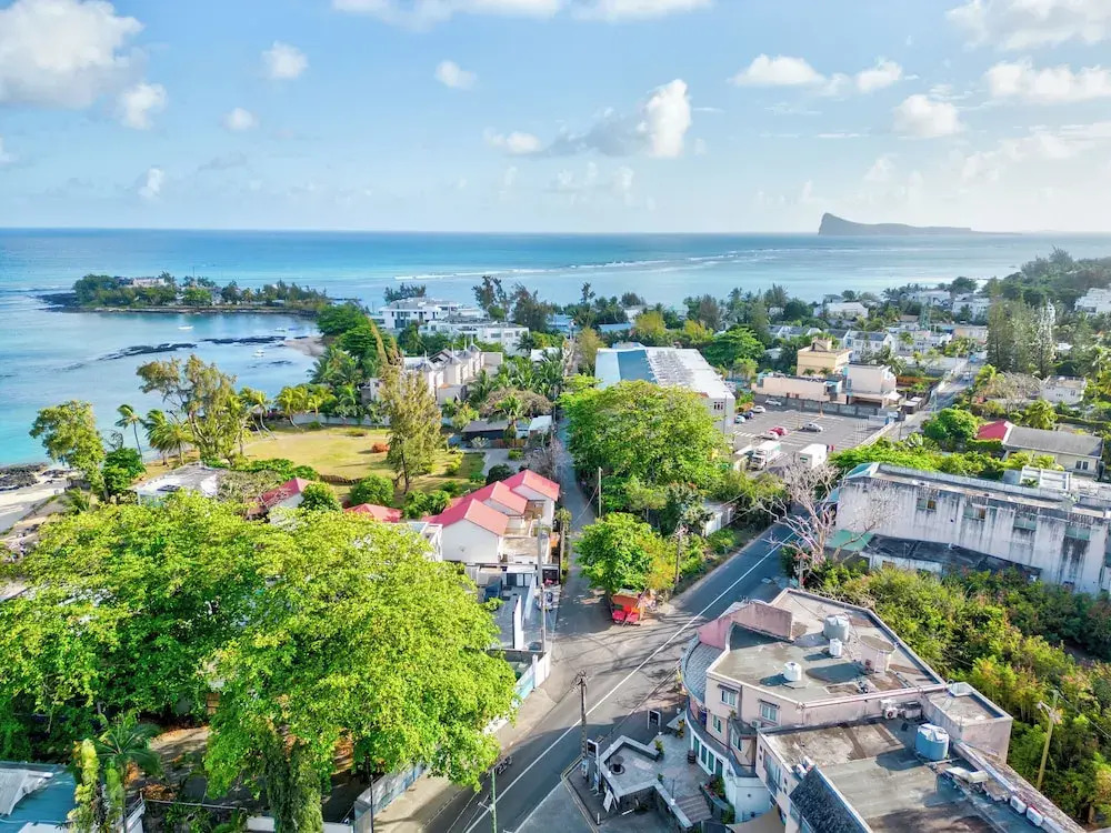 Pereybere Apartment private Balcony (free breakfast)