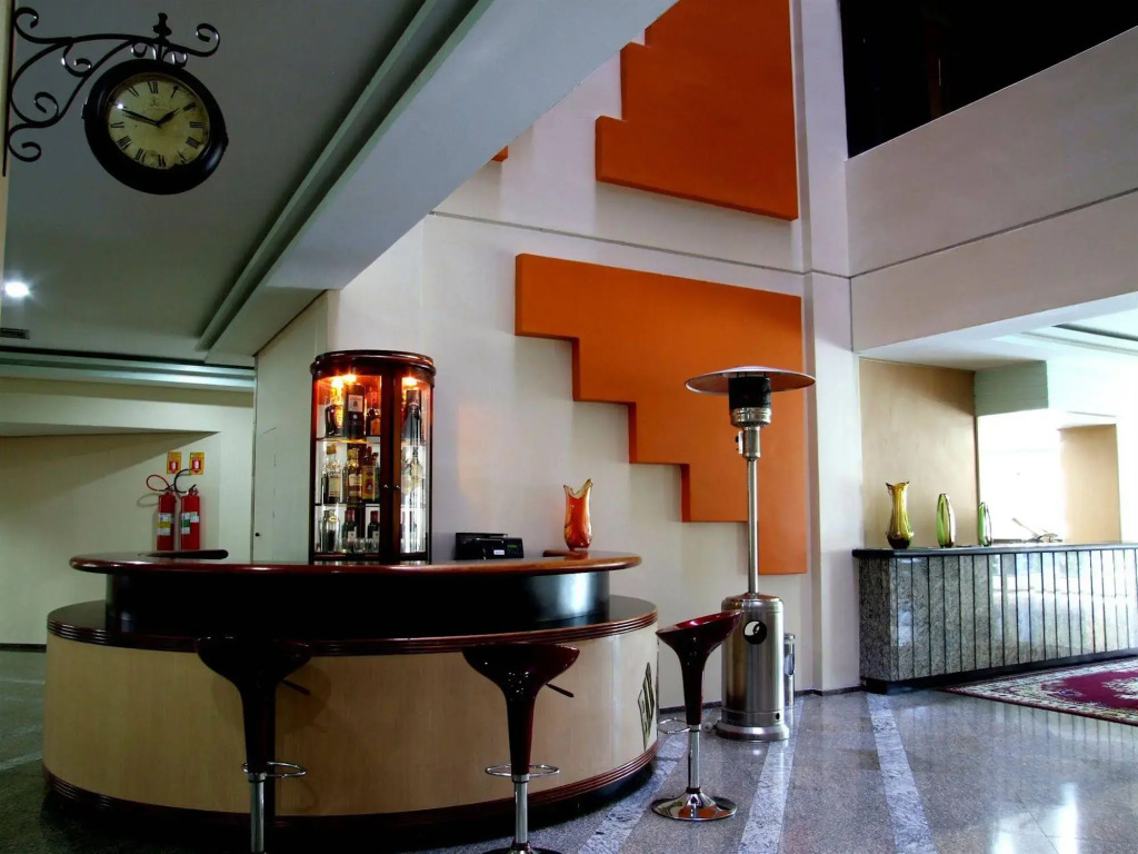 Hotel Golden Park Curitiba By Nacional Inn