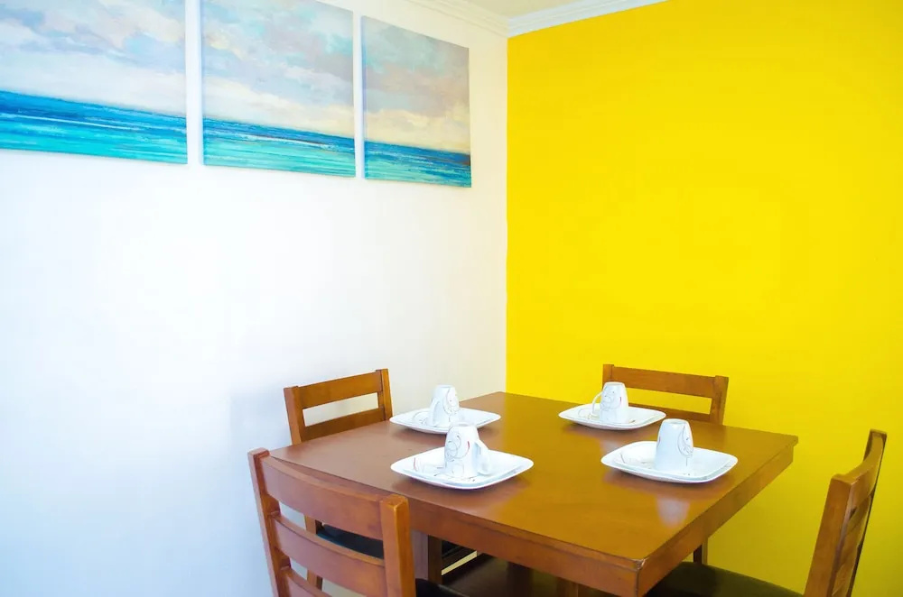 Oakland Guest Apartments