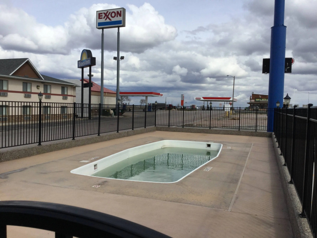 Woodland Inn and Suites Extended Stay