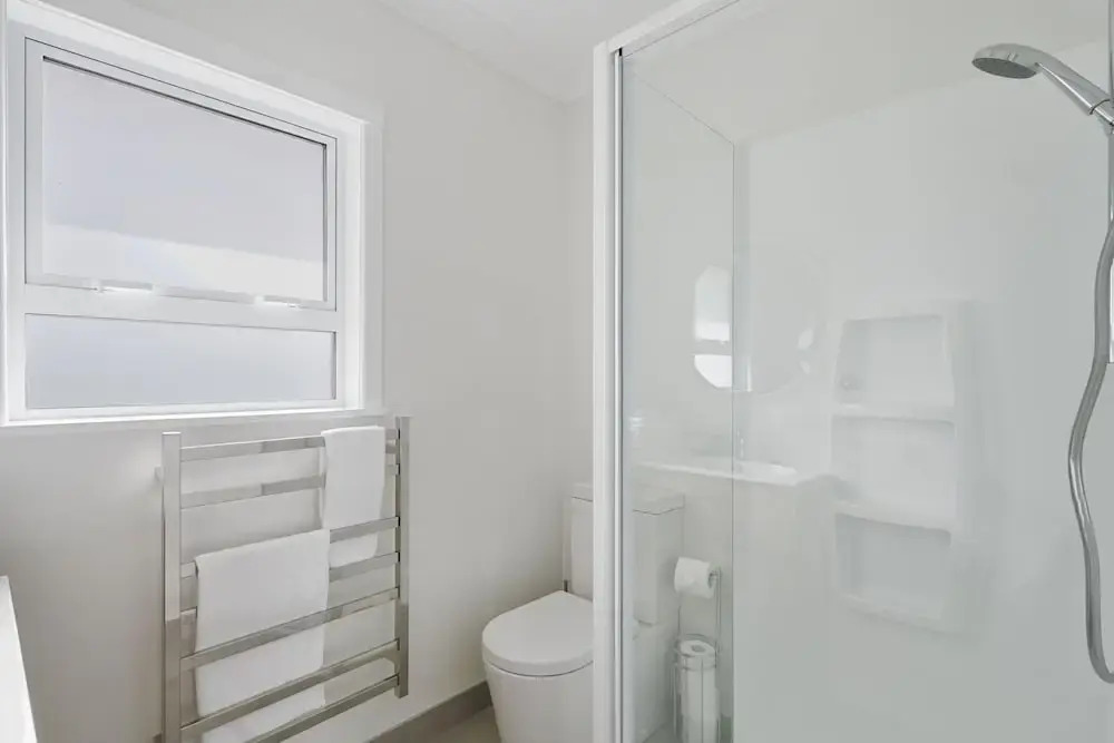 Renovated Takapuna 2BR Apt - Parking