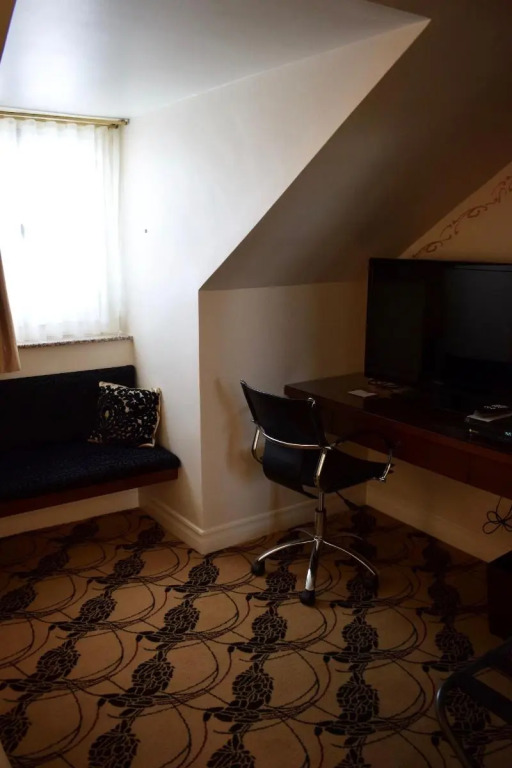 Hotel Manoir DAuteuil - Par Aneyro