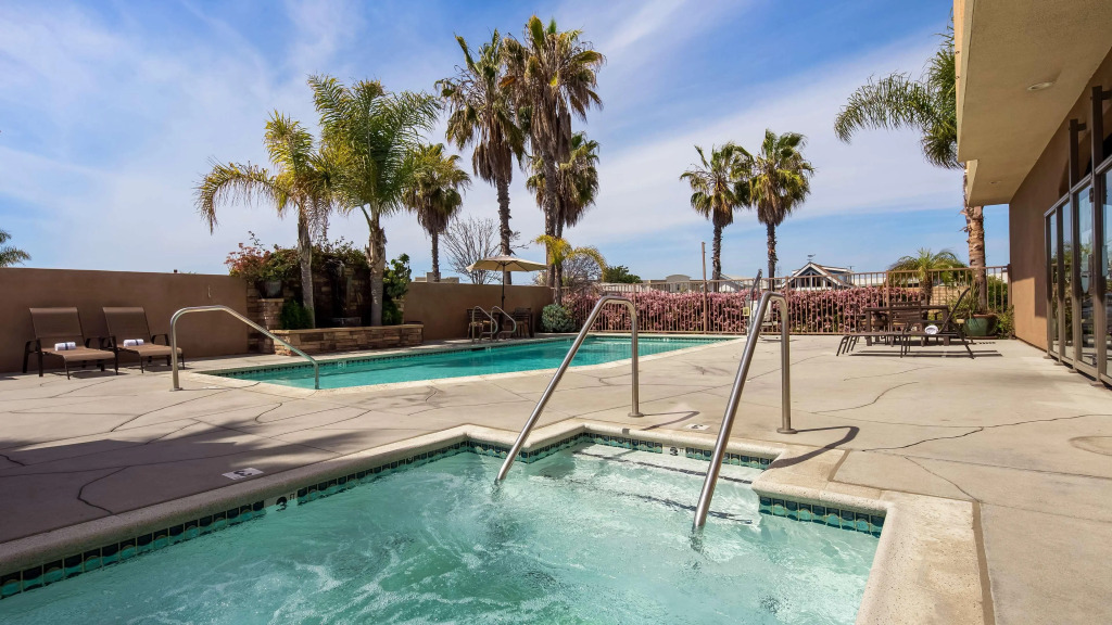 Best Western Plus Oceanside Palms