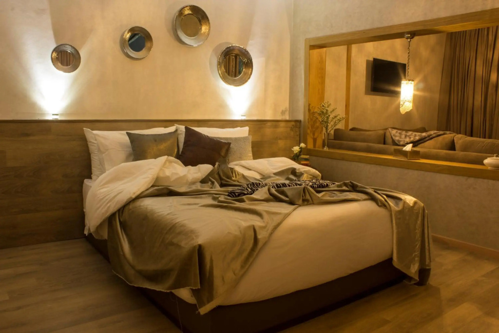 Mabrouk Hotel And Suites