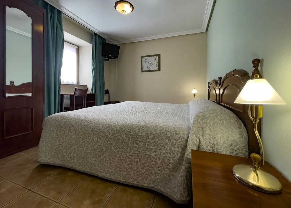Hotel Rural "La Ruta De Cabrales"