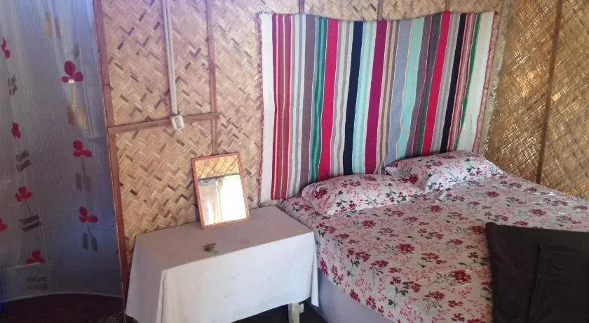 Basho Huts and Cafe