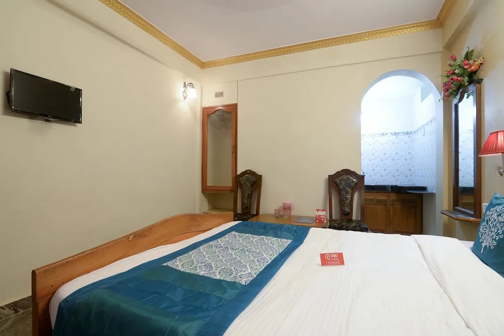 OYO 2074 StayOut Hotel Aston Ajoy Home Comfort