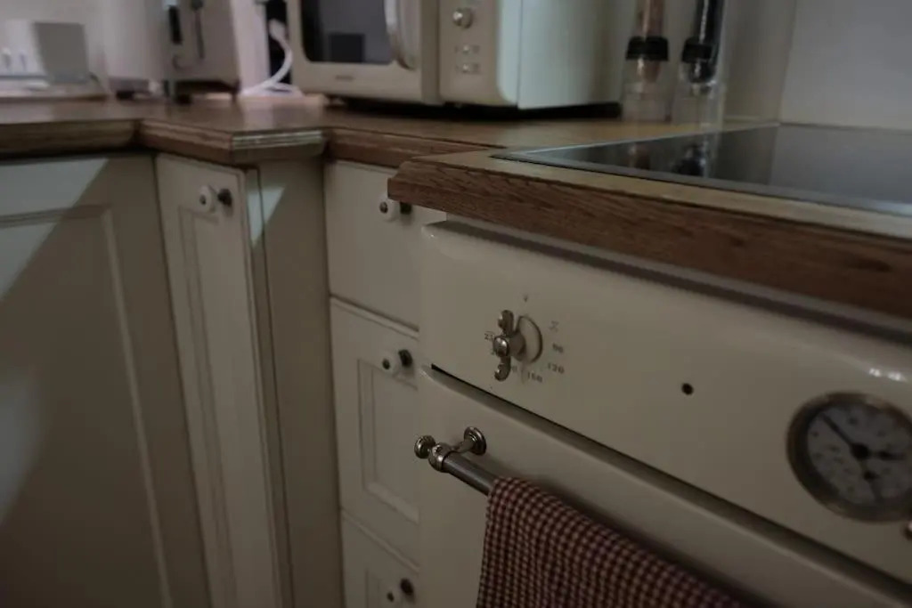 Cosy & Bright Home 4 min walk to Old Town