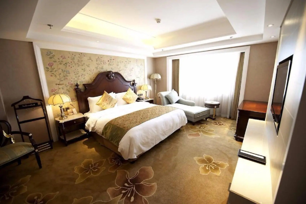Beijing Royal Phoenix Hotel